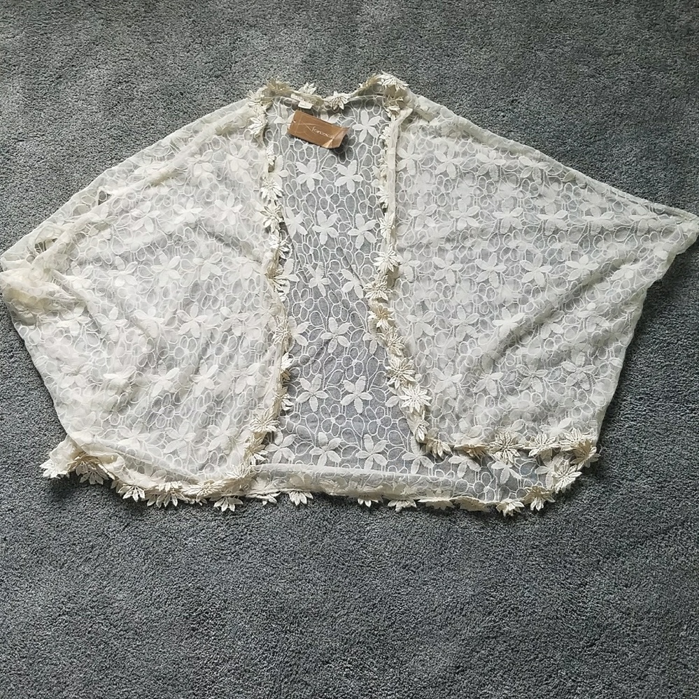Lace Kimono with Floral Border